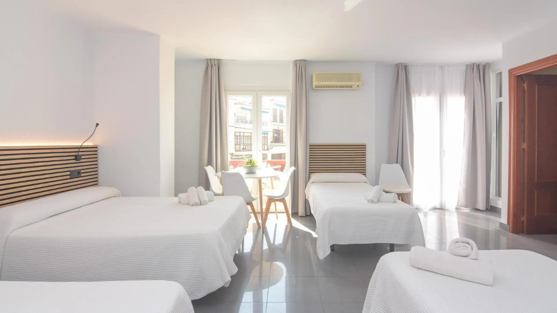 Hostal La Ermita Nerja