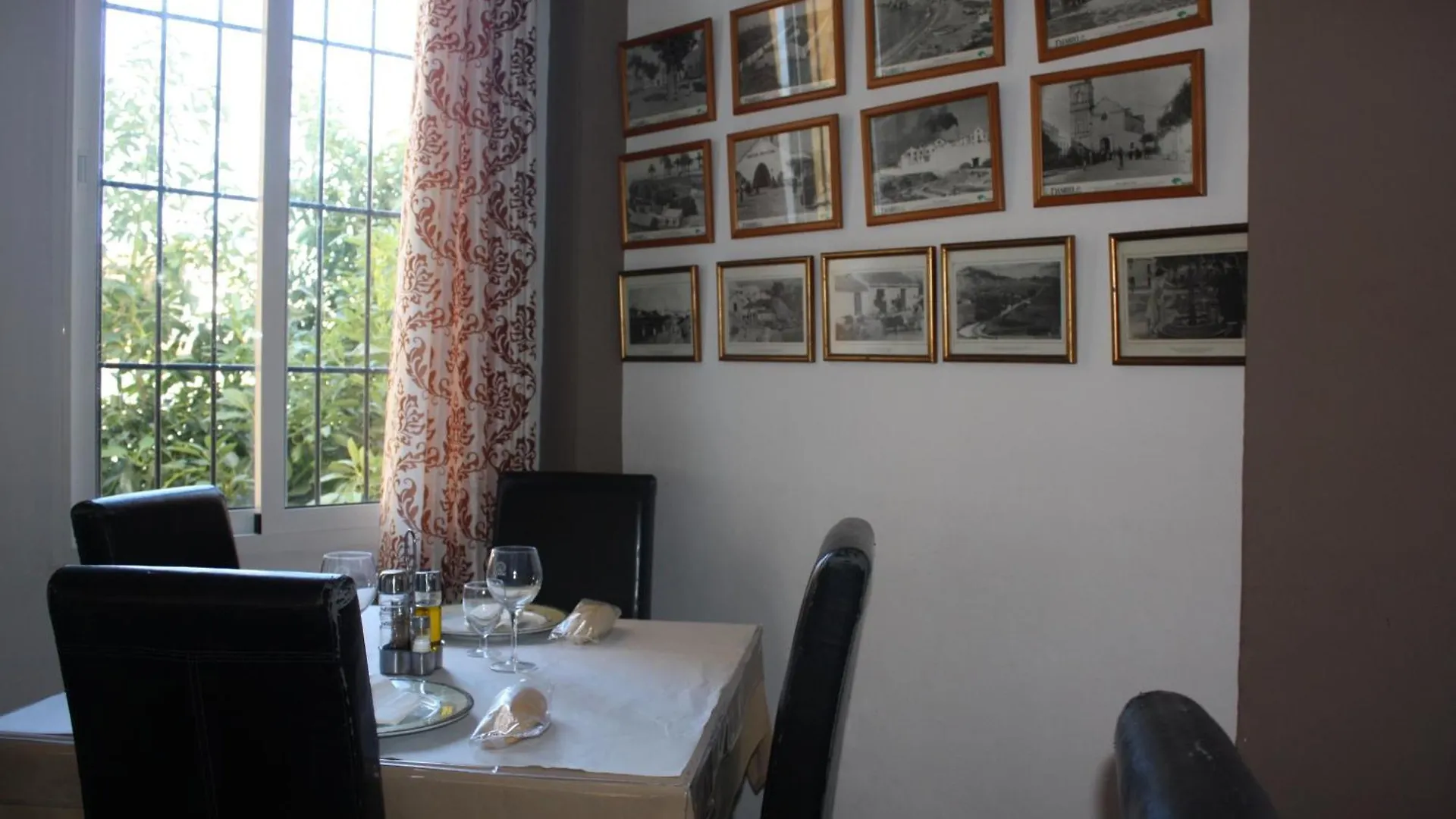 Maison d'hôtes Hostal La Ermita Nerja