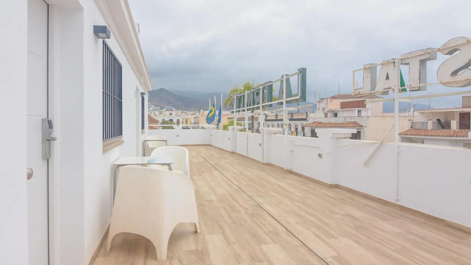 Hostal La Ermita Nerja 2*,  İspanya