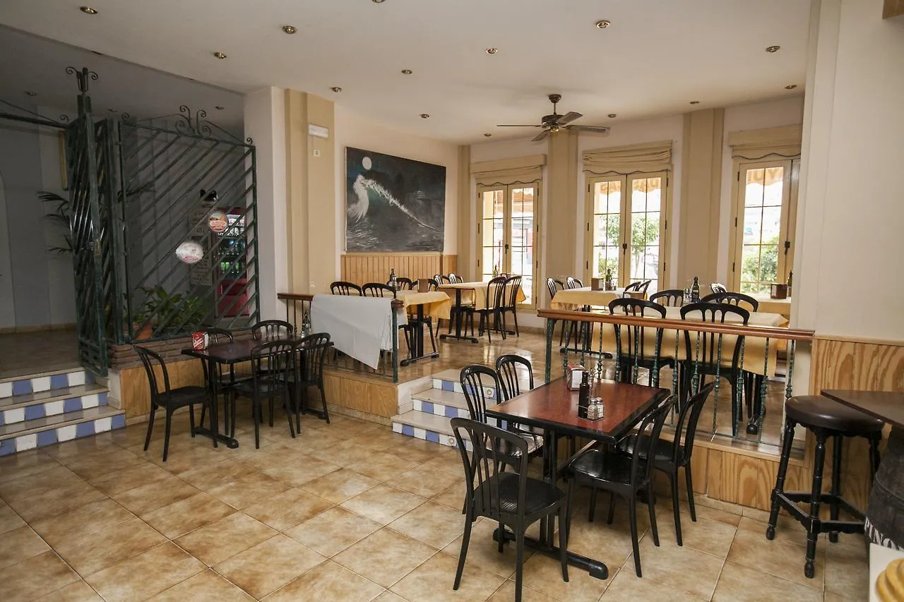 Hostal La Ermita Nerja 2*,  İspanya